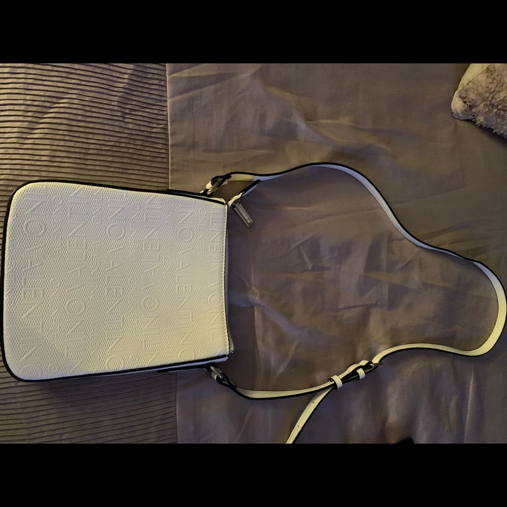 Designer Handbag - Picture 2 of 11